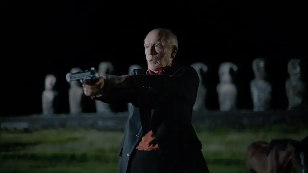 John Malkovich gana como mejor actor en Venecia y apunta al Oscar por filme de la CIA en Chile , Searchlight Pictures.